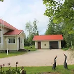 Albertiina Apartment *