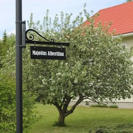 Albertiina Διαμέρισμα *